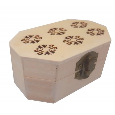 Cutie lemn decupata 135/C