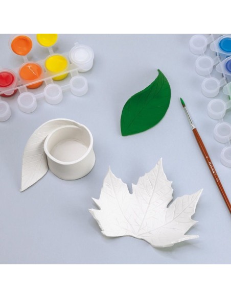 Patratele autoadezive