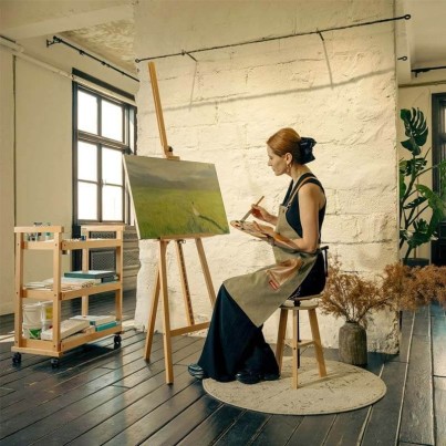 Studio Easel with wheels