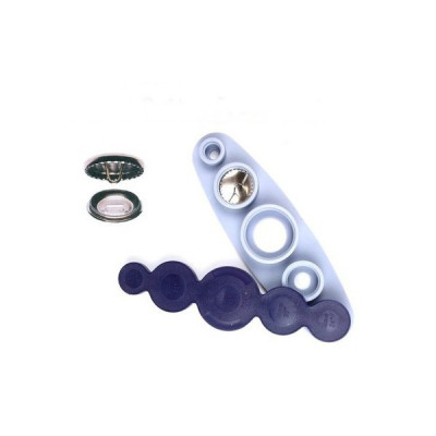 Set nasturi nituiti cu ustensila - 622241 2