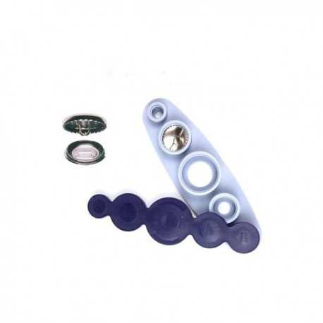 Set nasturi nituiti cu ustensila - 622241